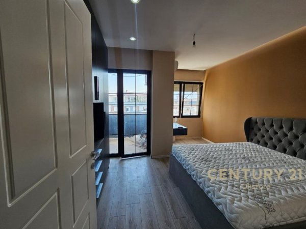 Tirane, shitet apartament 1+1 Kati 9, 77 m² 125.000 € (Astiri)