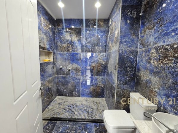 Tirane, shitet apartament 1+1 Kati 9, 77 m² 125.000 € (Astiri)