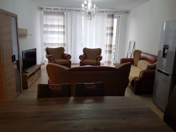 Tirane, jepet me qera apartament 1+1+BLK Kati 6, 80 m² 420 Euro (fusha e aviacionit kompleksi turdiu)