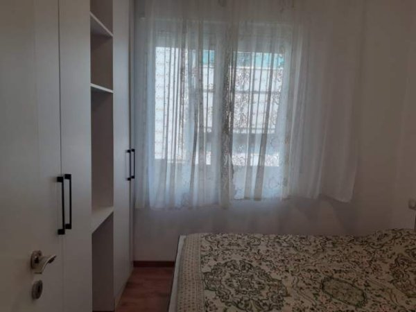 Tirane, jepet me qera apartament 1+1+BLK Kati 1, 70 m² 300 Euro (eeuga Odise Grillo)