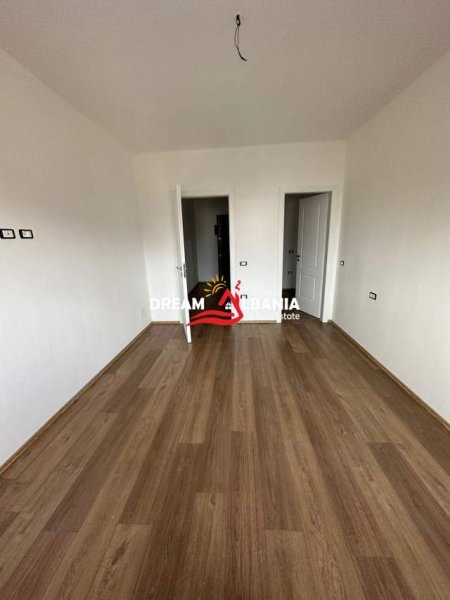 Tirane, shitet apartament 2+1+BLK Kati 3, 105 m² 1.000 Euro (Astir tek Vila L 2)