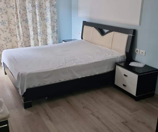 Tirane, jepet me qera apartament 1+1 Kati 3, 60 m² 35.000 Leke (50 m nga Karburant Gazheli, Zogu i Zi)