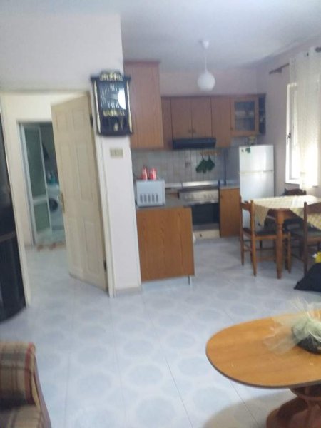 Tirane, jepet me qera apartament 2+1+BLK Kati 4, 80 m² 37.000 Leke (rruga Bardhyl)