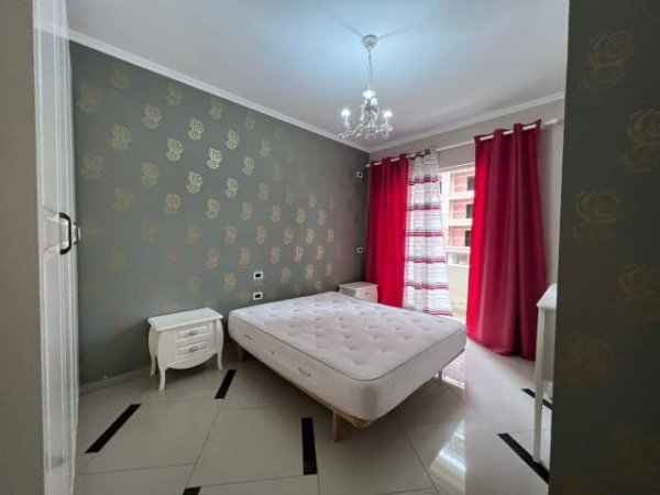 Tirane, jepet me qera apartament 2+1+BLK Kati 2, 95 m² 350 Euro (Yzberish)