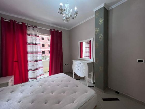 Tirane, jepet me qera apartament 2+1+BLK Kati 2, 95 m² 350 Euro (Yzberish)