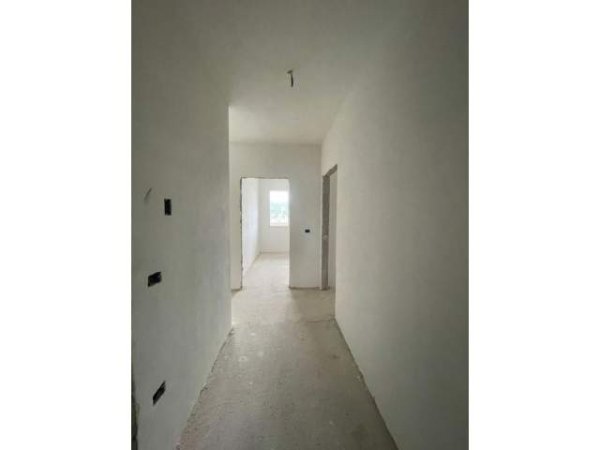 Tirane, shes apartament 2+1+BLK Kati 11, 85 m² 93.000 Euro (Golden Park)