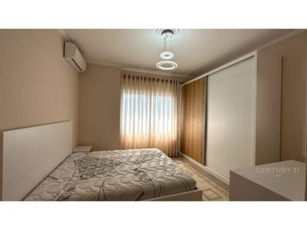 Tirane, jepet me qera apartament 2+1+BLK Kati 7, 85 m² 420 Euro (Yberish, Yzberish)