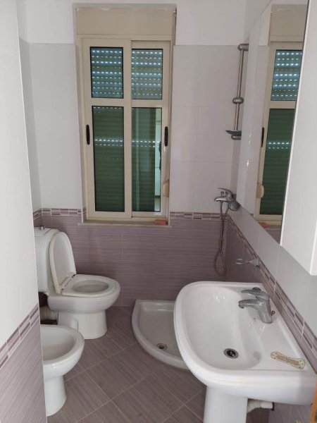Durres, shes apartament ne plazh 1+1+A+BLK Kati 5, 99 m² 58.000 Euro (Hotel Majestic, Shkembi Kavajes, Golem)