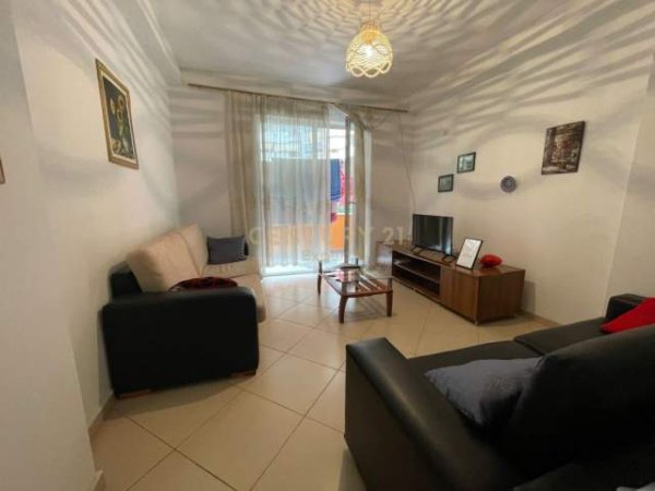 Tirane, jepet me qera apartament 1+1 Kati 2, 60 m² 310 Euro (Astir)