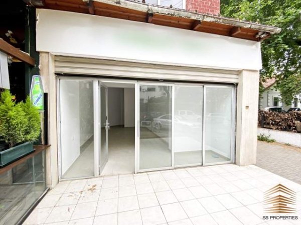 Tirane, jepet me qera dyqan Kati 0, 40 m² 750 Euro (Rruga Gjin Bue Shpata, Tirana e Re)