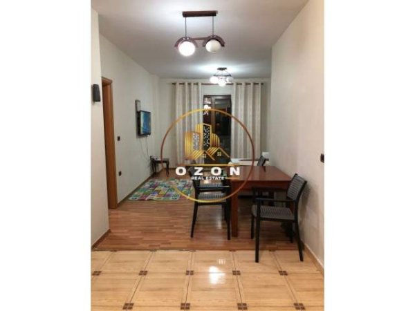Tirane, jepet me qera apartament 2+1+A+BLK Kati 5, 100 m² 500 Euro (Kodra e Diellit)