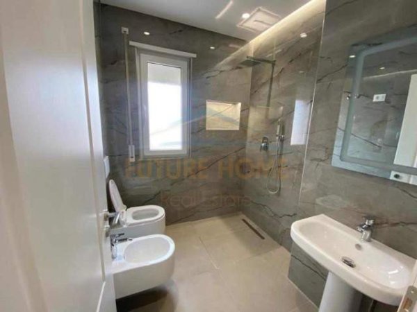 Tirane, jepet me qera apartament 2+1 Kati 7, 110 m² 350 Euro (Unaza E Re Astir)