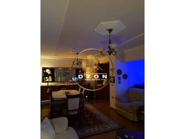 Tirane, jepet me qera apartament 2+1+A+BLK Kati 3, 120 m² 750 Euro (QENDER)