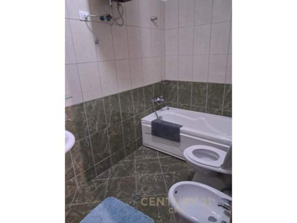 Tirane, jepet me qera apartament 2+1 Kati 6, 106 m² 500 Euro (PETRO NINI)