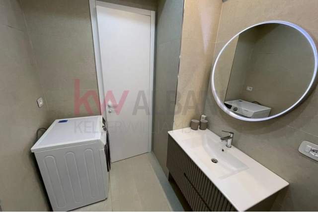 Tirane, jepet me qera apartament 2+1+BLK Kati 2, 129 m² 1.500 Euro (Rruga e Elbasanit)