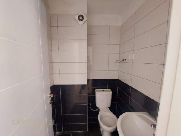 Tirane, shitet apartament 1+1 Kati 0, 69 m² 70.000 Euro (golden park)