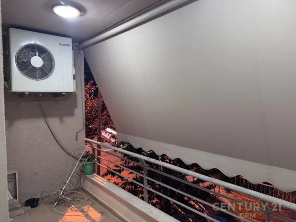 Tirane, jepet me qera apartament 3+1 Kati 1, 122 m² 900 € 