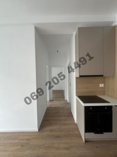 Tirane, jap me qera 2+1 kati  5,450 € (Mangalem) pa komision