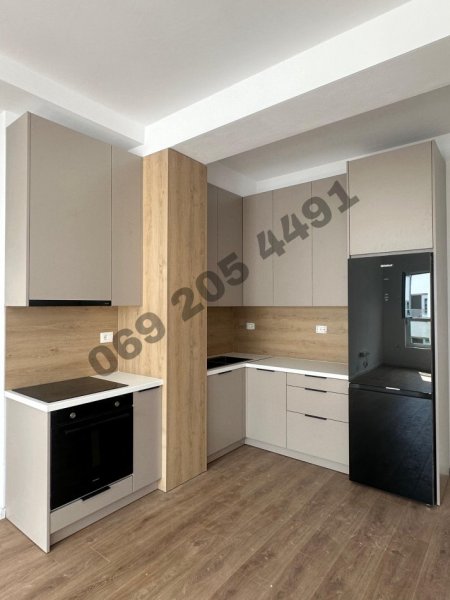 Tirane, jap me qera 2+1 kati  5,450 € (Mangalem) pa komision