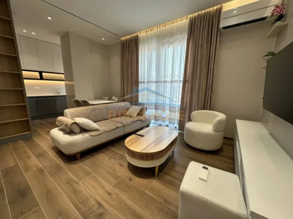 APARTAMENT 2+1+POST PARKIMI ME QERA TEK KOMPLEKSI DELIJORGJI