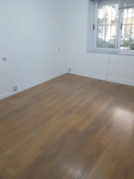 Tirane, jepet me qera apartament 1+1 Kati 1, 410 € 