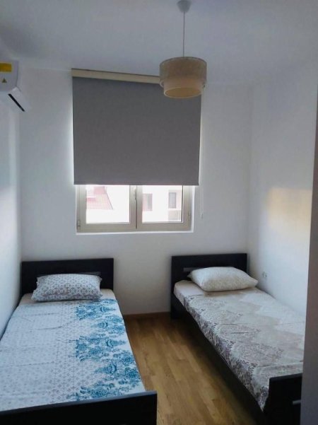 Tirane, jepet me qera apartament 2+1 Kati 5, 70 m² 550 € (rruga shyqyri ishmi)