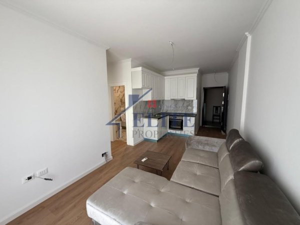 Tirane, jepet me qera apartament 1+1+Ballkon Kati 2, 55 m² 550 € (Kompleksi Magnet)