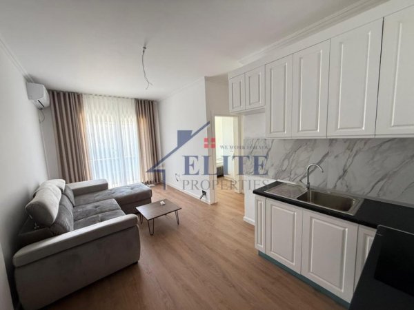 Tirane, jepet me qera apartament 1+1+Ballkon Kati 2, 55 m² 550 € (Kompleksi Magnet)