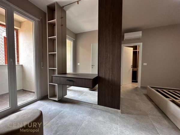 Tirane, shitet apartament 1+1 Kati 10, 76 m² 136.500 € 