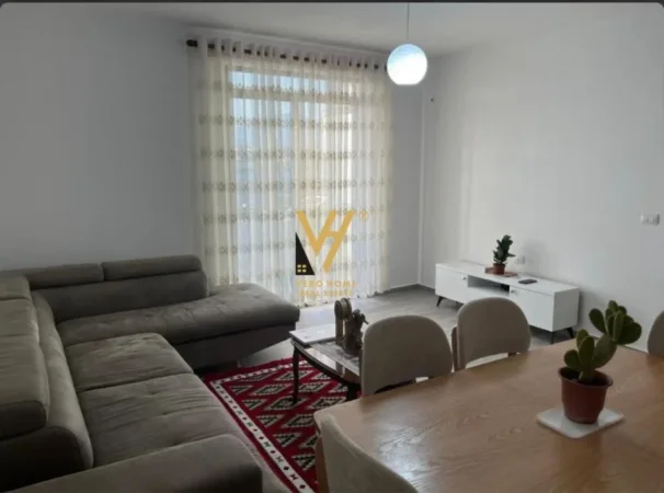 Tirane, jepet me qera apartament 3+1+Ballkon Kati 3, 112 m² 750 € (5 MAJI)