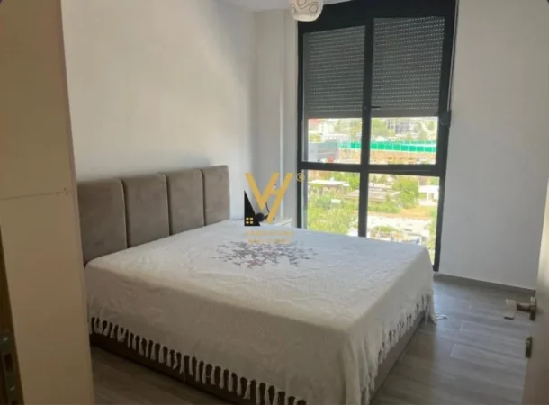 Tirane, jepet me qera apartament 3+1+Ballkon Kati 3, 112 m² 750 € (5 MAJI)