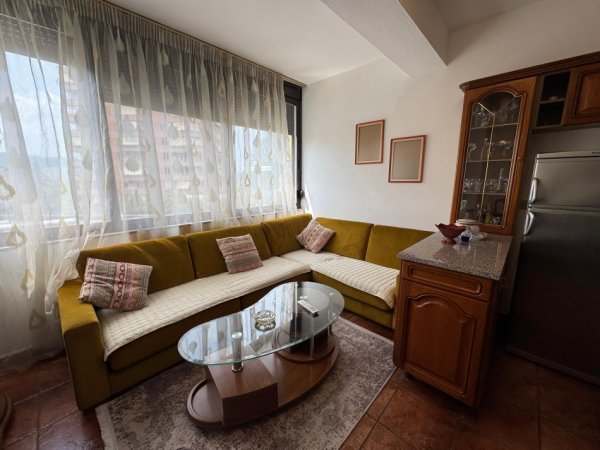 Tirane, jepet me qera apartament 2+1 Kati 5, 100 m² 800 € (myslym shyr)