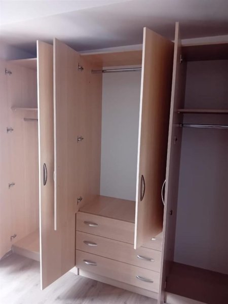 Tirane, jepet me qera apartament 1+1+Ballkon Kati 5, 72 m² 560 € (Rruga Irfan Tomini)