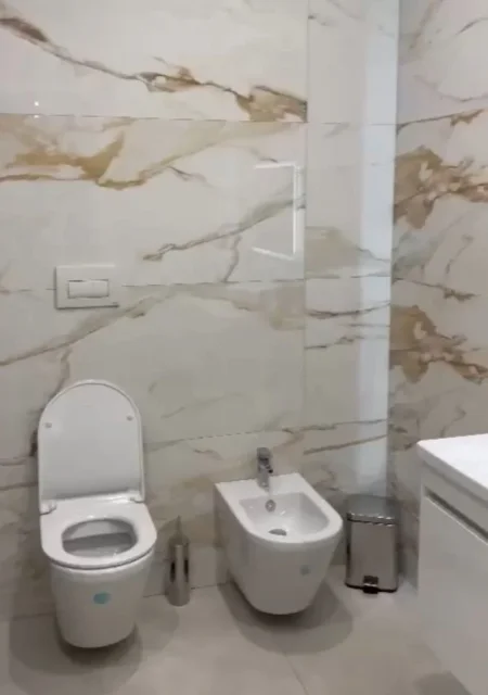 Tirane, shitet apartament 1+1 , 75 m² 200.000 € (Rezidence prane TEG)