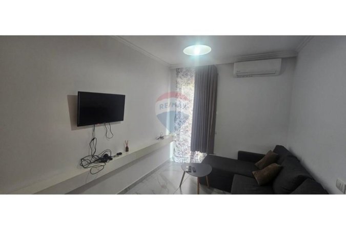 Blloku, jepet me qera apartament 1+1 , 45 m² 600 € (ID: 530551001-192)