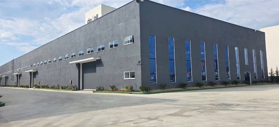 Tirane, jepet me qera ambjent biznesi Kati 0, 6.400 € (AUTOSTRADA TR-DR)