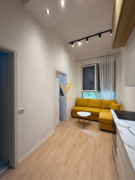 Tirane, jepet me qera apartament 1+1+Ballkon Kati 1, 45 m² 500 € (ISH PARKU)