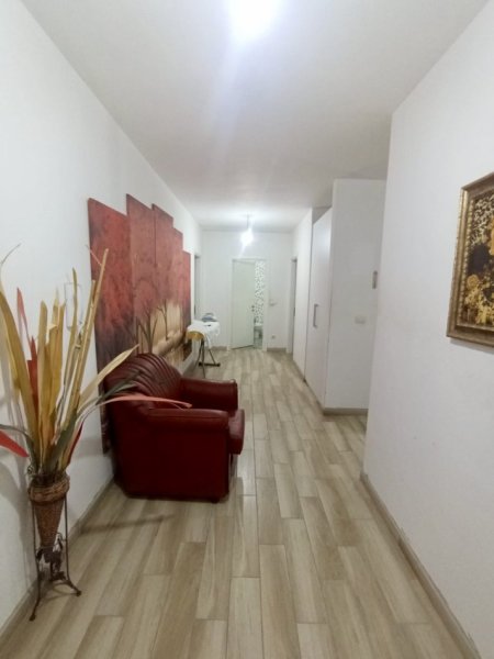 Tirane, shitet apartament 2+1+Aneks+Ballkon Kati 4, 103 m² 120.000 € (Teodor Keko)