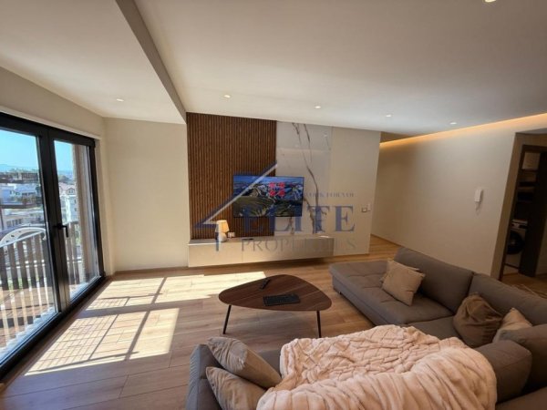 Tirane, jepet me qera apartament 2+1+Ballkon Kati 2, 127 m² 900 € (Kodra e Diellit 2)