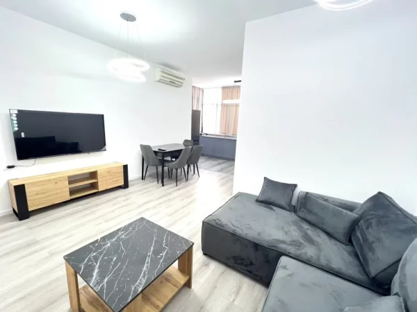 Tirane, jepet me qera apartament 1+1 Kati 2, 650 € (Blv zogu i pare)