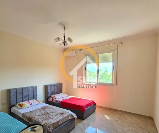Shkoder, shitet Vile 4+1+Aneks+Ballkon Kati 0, 1.000 m² 250.000 € (DOBRAC, SHKODER)