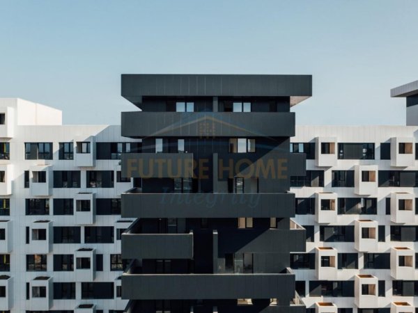 Tirane, shitet apartament 3+1 Kati 10, 195 m² 591.000 € 