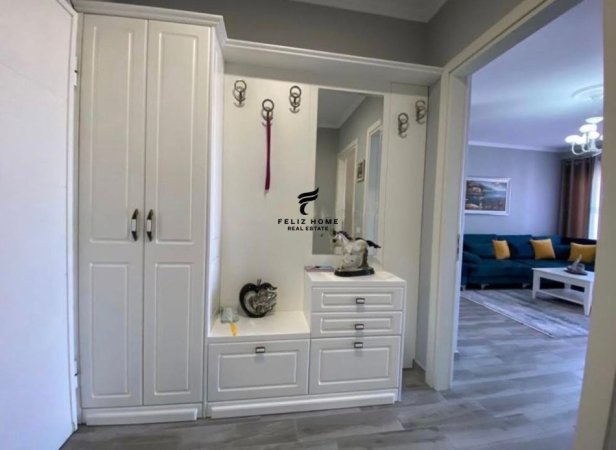 Tirane, jepet me qera apartament 1+1 Kati 6, 70 m² 550 € (KOMPLEKSI VINDI)