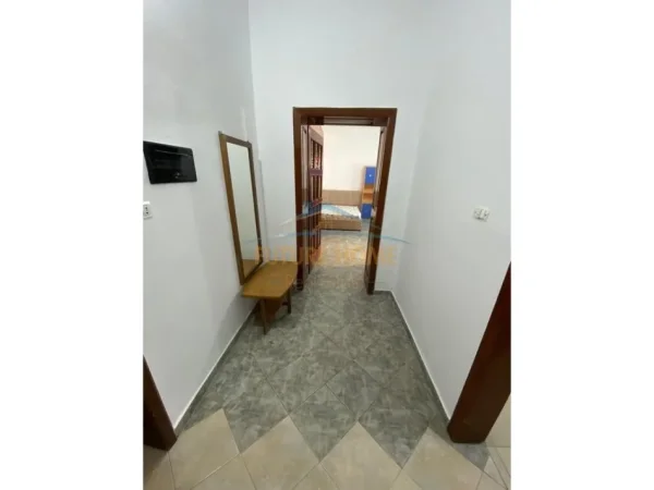 Tirane, shitet garsonier 1+1 Kati 0, 43 m² 75.000 € (QSUT)