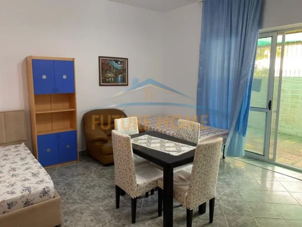 Tirane, shitet garsonier 1+1 Kati 0, 43 m² 75.000 € (QSUT)