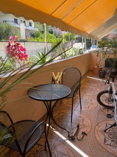 Tirane, shitet apartament 1+1+Ballkon Kati 1, 66 m² 100.000 € (FRESKU)