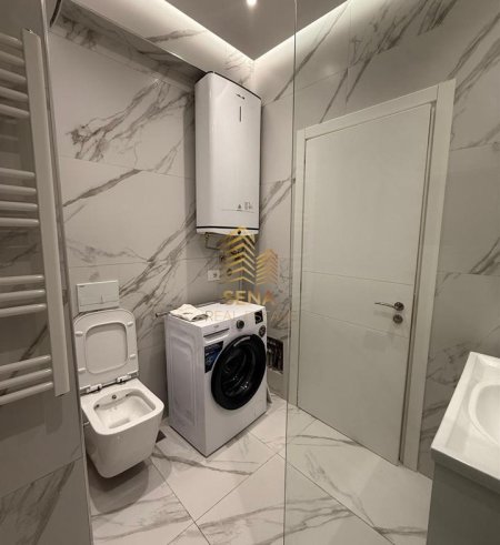 Tirane, jepet me qera apartament 1+1+Ballkon Kati 1, 70 m² 600 € (Bulevard Kashar)