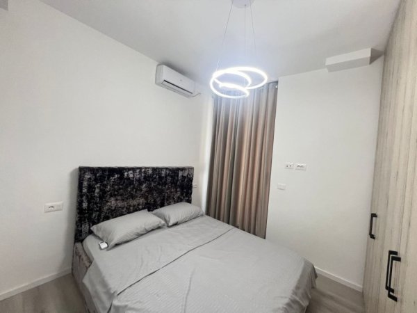 Tirane, jepet me qera apartament 1+1+Ballkon Kati 2, 60 m² 650 € (bulevardi zogu i pare)