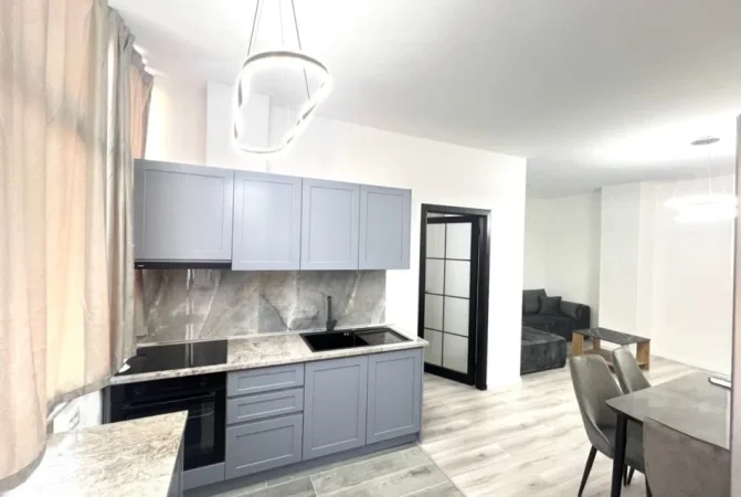 Tirane, jepet me qera apartament 1+1+Ballkon Kati 2, 60 m² 680 € (bulevardi zogu i pare)