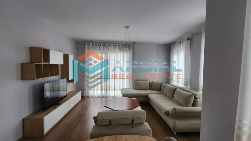 Tirane, jap me qera apartament 2+1+Ballkon Kati 5, 110 m² 550 € (Bulevardi Kashar)